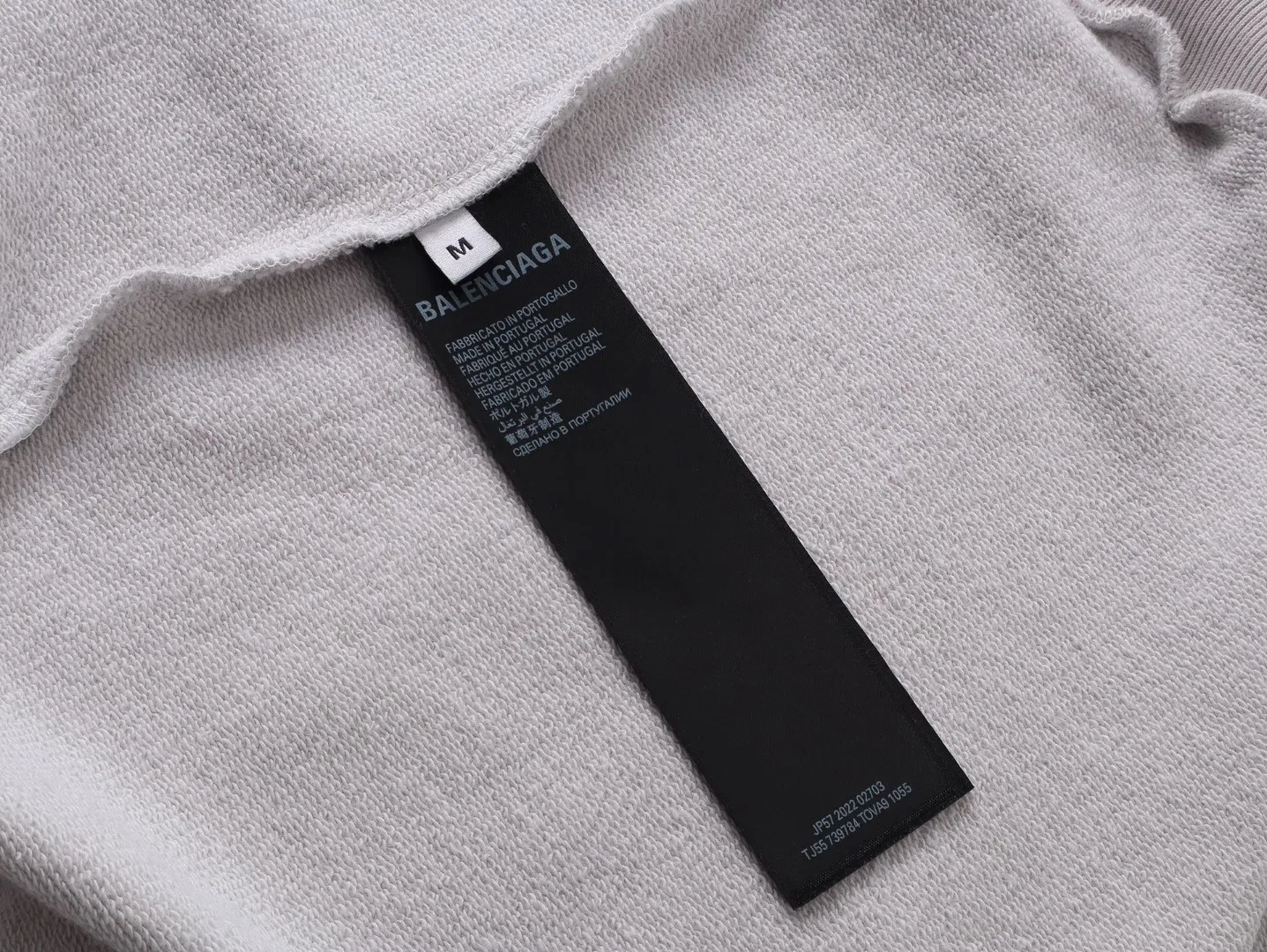 BALENCI*GA hithg there+dripley . . . . . . . 460g . Same Style -Color： Gray -SIZE：Xs S M L 8981#